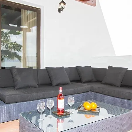 Playa Blanca Sleeps 10 Pool Air Con Wifi