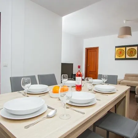 Playa Blanca Sleeps 10 Pool Air Con Wifi Villa Playa Blanca (Lanzarote)
