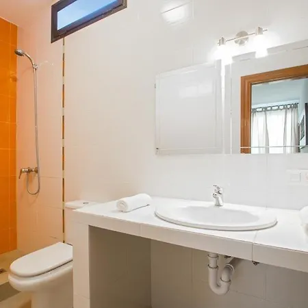 Playa Blanca Sleeps 10 Pool Air Con Wifi *